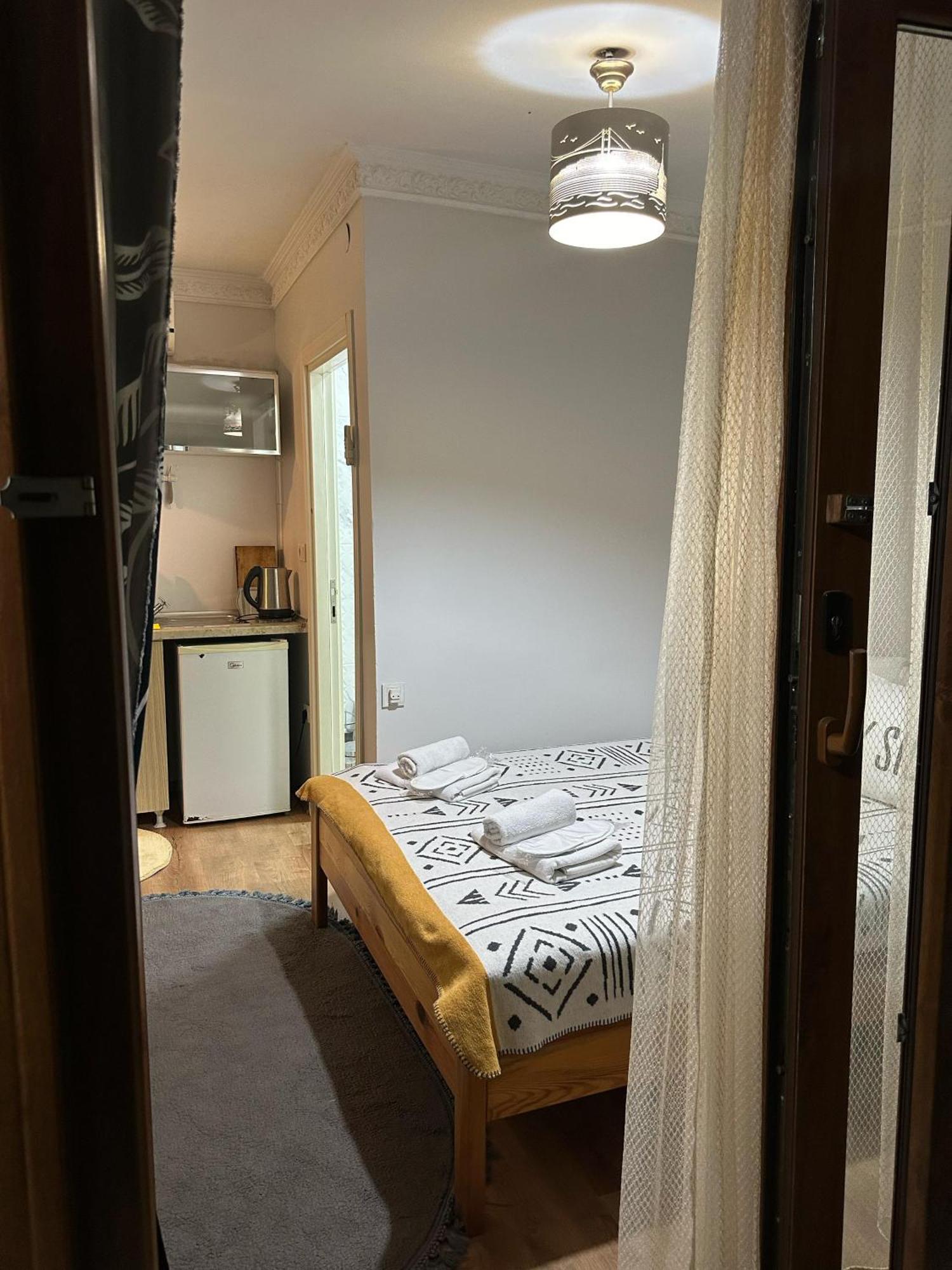 Nelly Guesthouse Istanbul Exterior photo