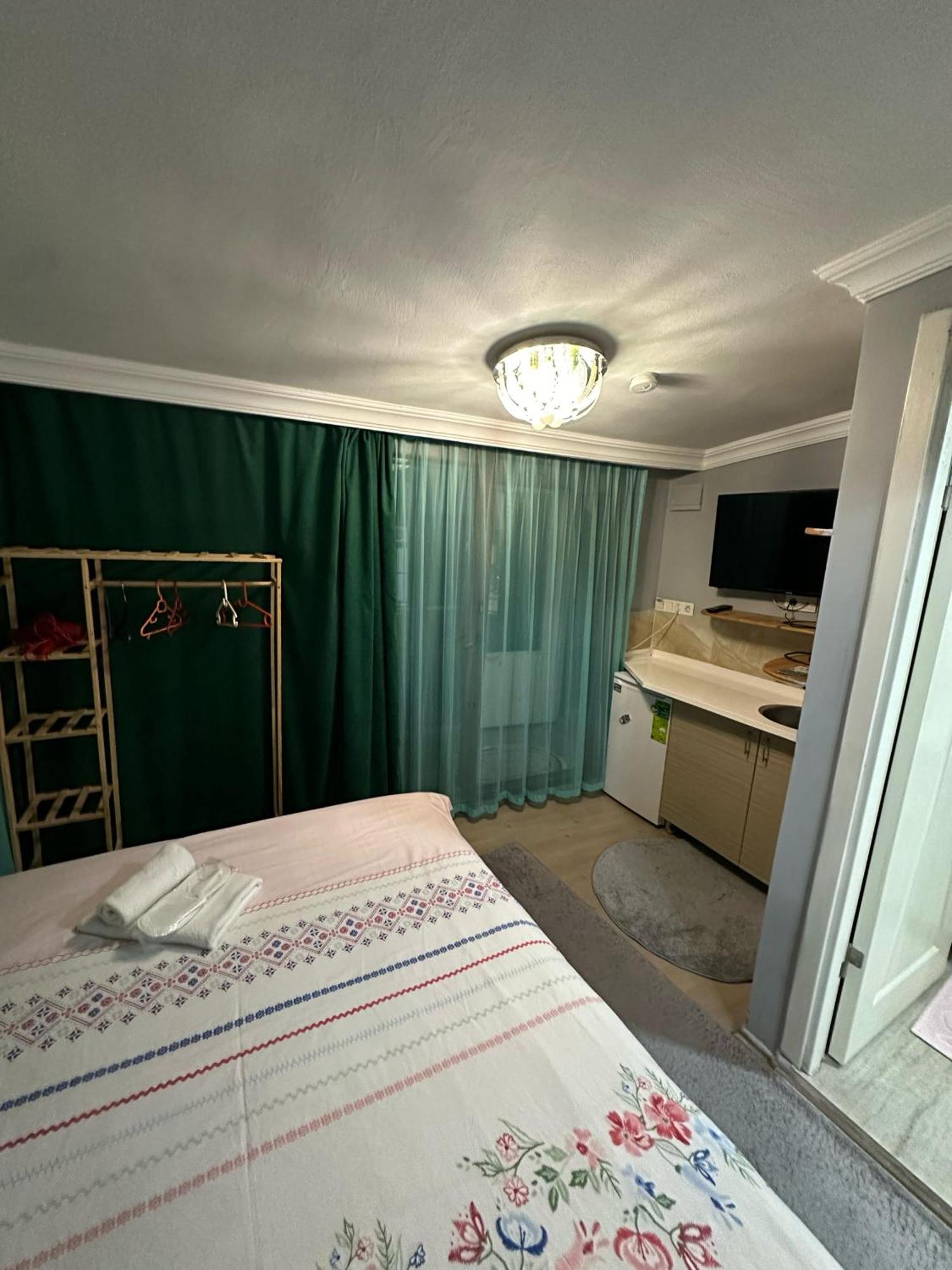 Nelly Guesthouse Istanbul Exterior photo