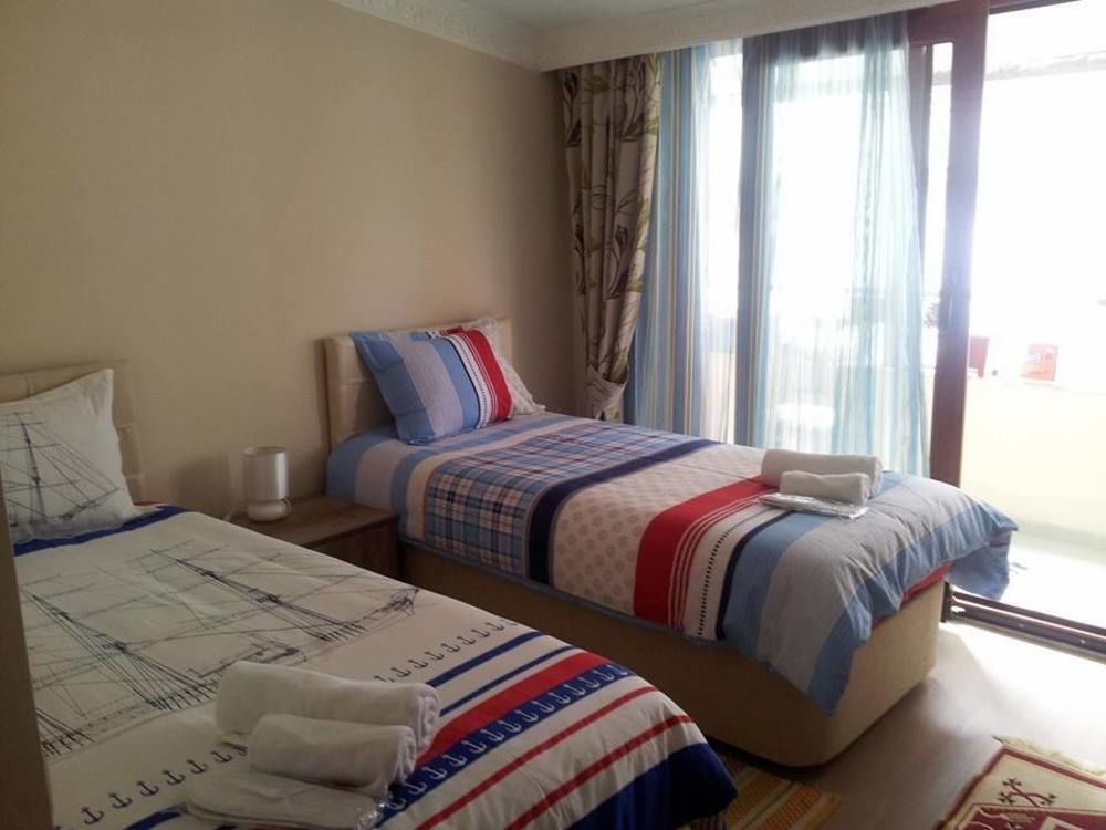 Nelly Guesthouse Istanbul Exterior photo